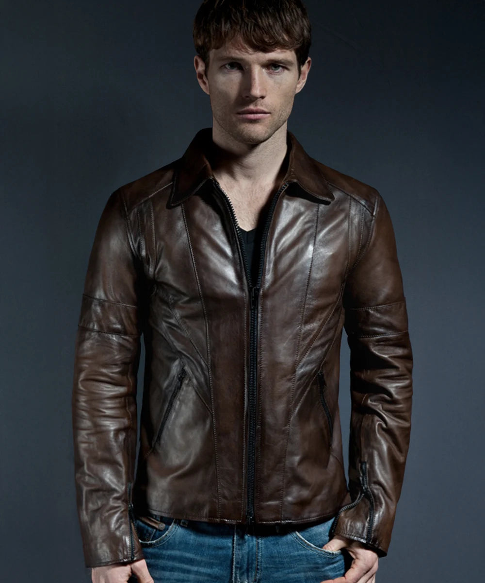 Men's brown leather jacket in vintage style. Slim fit with retro collar.